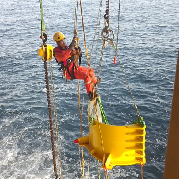 Industrial Services Rope Access PALFINGER MARINE